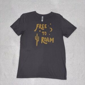 Women's Grey Tee with Gold Print - Free to Roam